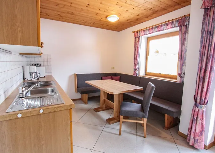 Voithofer-1 By Interhome ケーニヒスライテン